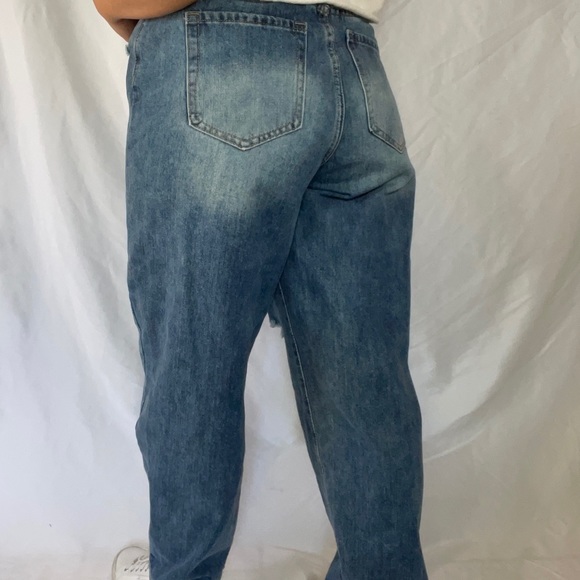 YMI Y2k-Inspired Baggy Distressed Denim Jeans - Picture 3 of 7